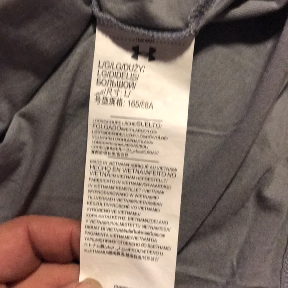 Under Armour long sleeve tshirt - Picture 4 of 7